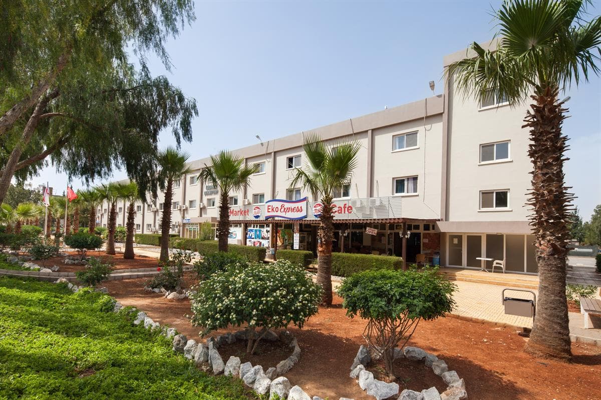EMU 4 Dormitory — Quadruple Bed